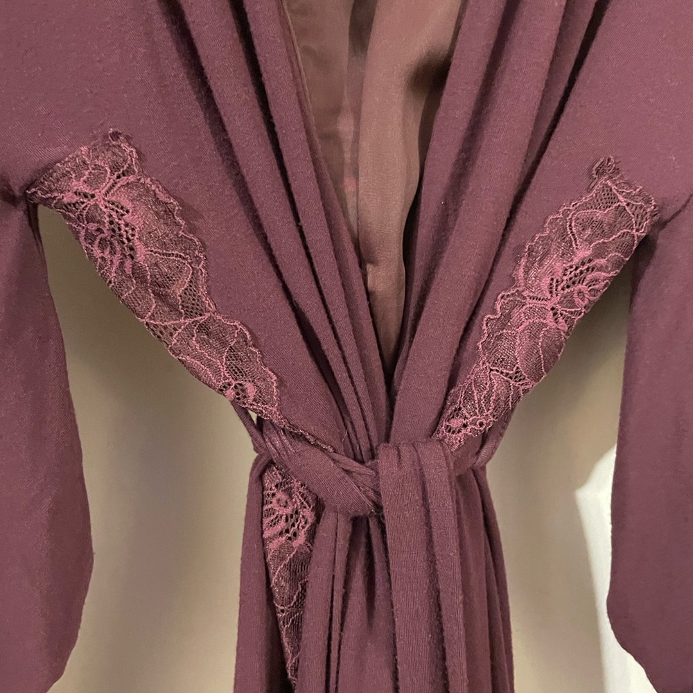 Victoria’s Secret Kimono Robe - Picture 5 of 5